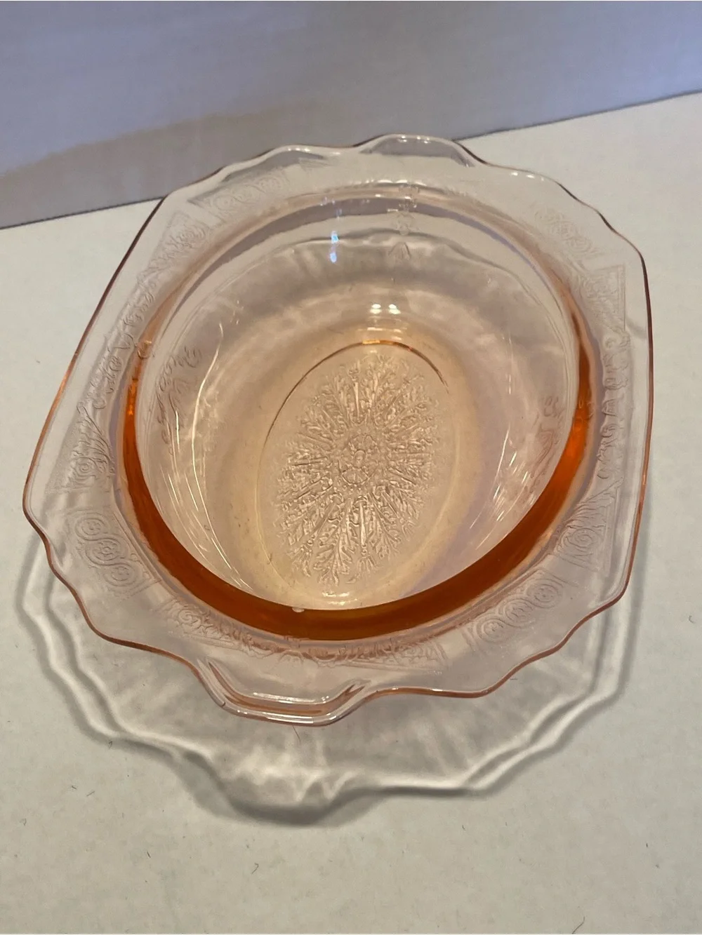 Vintage Jeannette’s Pink Glass Serving vegetable bowl